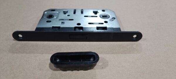 Скрытая дверь Реверс INVISIBLE BLACK EDITION с черной алюминиевой кромкой 59мм — изображение 4
