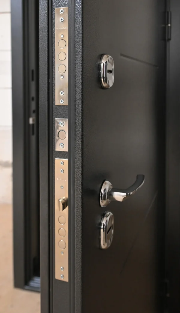 Входная дверь с терморазрывом Термо Серебро К7 Велютто Оскуро — изображение 2